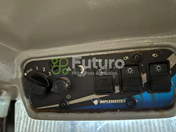 COLHEITADEIRA NEW HOLLAND 8040 ANO 1989