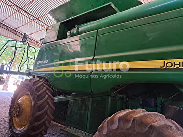 COLHEITADEIRA JOHN DEERE STS 9770 ANO 2011