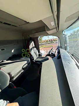 CAMINHÃO VOLVO FH 540 ANO 2021