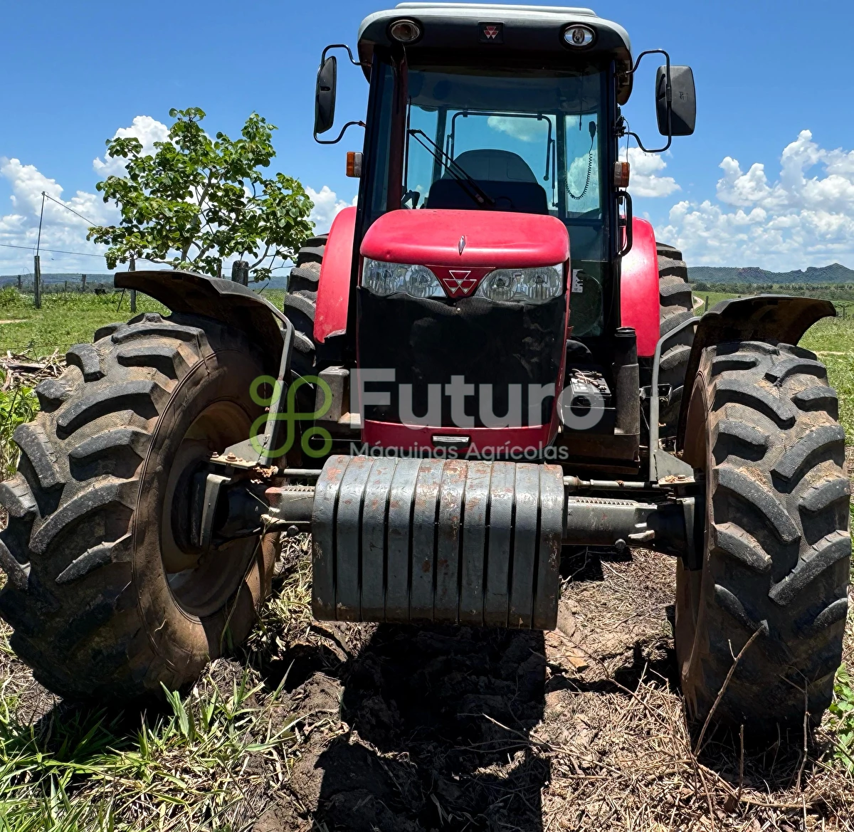 TRATOR MASSEY FERGUSON 4299 ANO 2015 - Futuro Máquinas Agrícolas