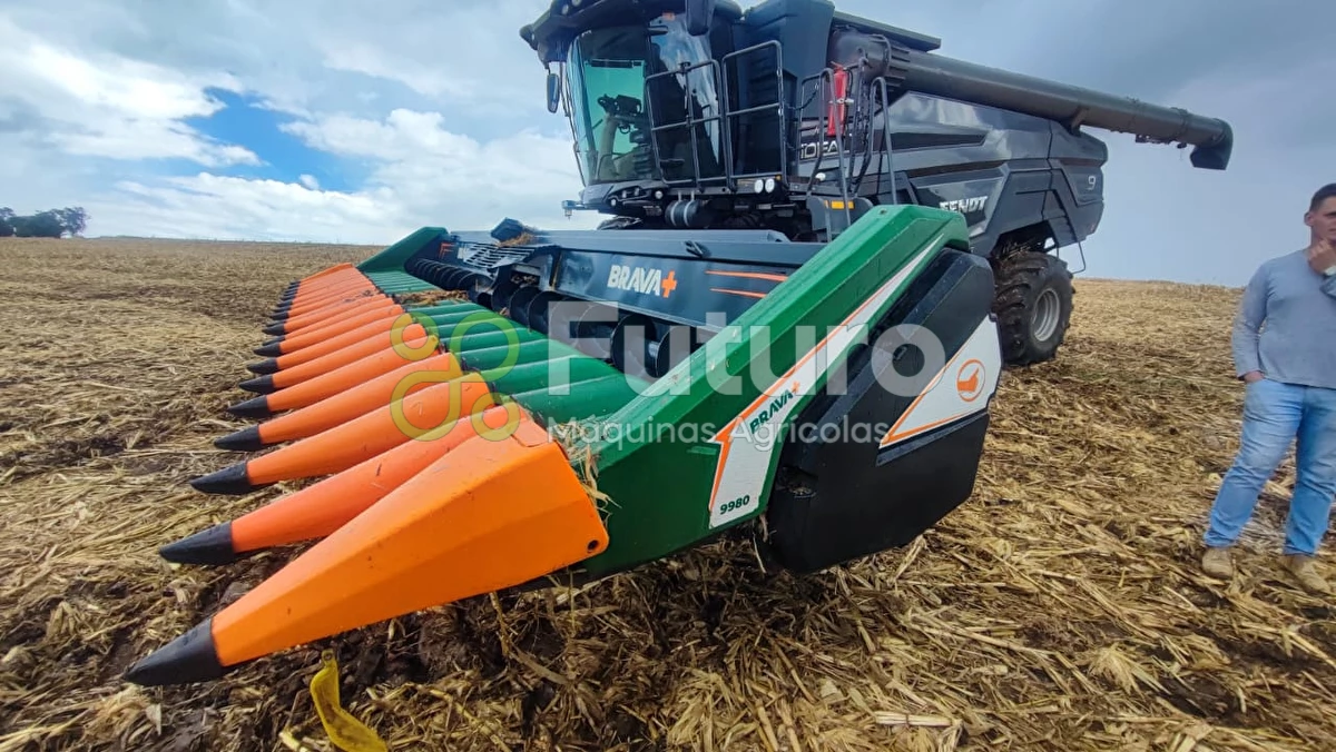 PLATAFORMAS STARA BRAVA 9980 ANO 2021 - Futuro Máquinas Agrícolas