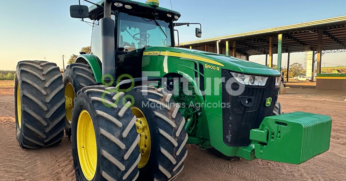 TRATOR JOHN DEERE 8400R ANO 2021 - Futuro Máquinas Agrícolas