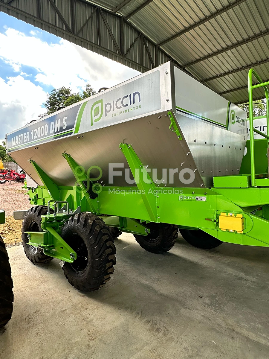 DISTRIBUIDOR PICCIN MASTER 12000 DH S ANO 2025 - Futuro Máquinas Agrícolas