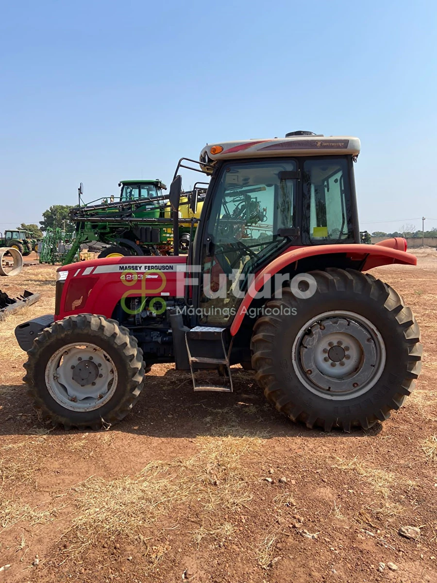 TRATOR MASSEY FERGUSON 4283 ANO 2016 - Futuro Máquinas Agrícolas