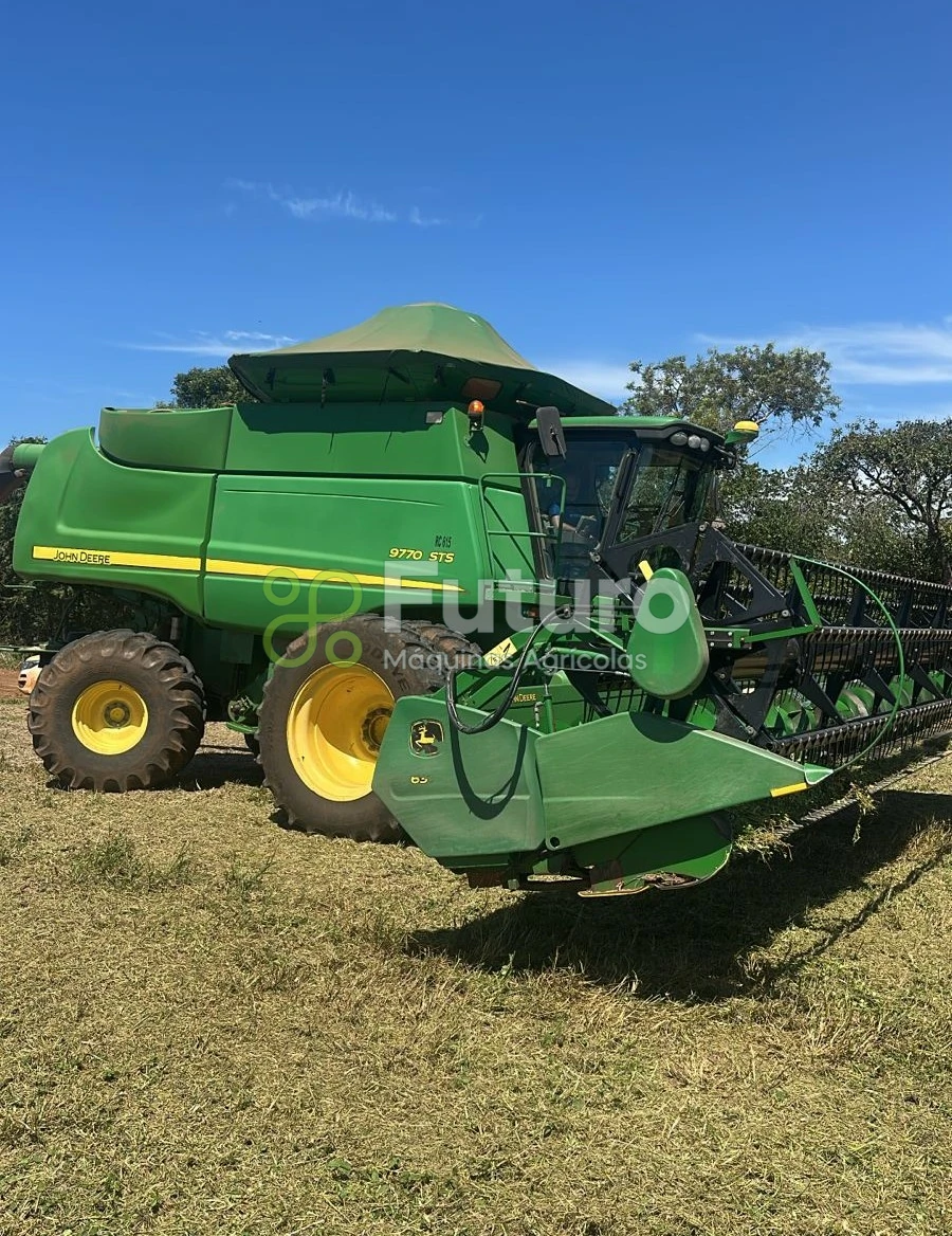 COLHEITADEIRA JOHN DEERE STS 9770 ANO 2013 - Futuro Máquinas Agrícolas